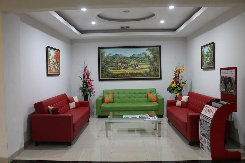 Hotel Dafam Rio Bandung Exteriér fotografie